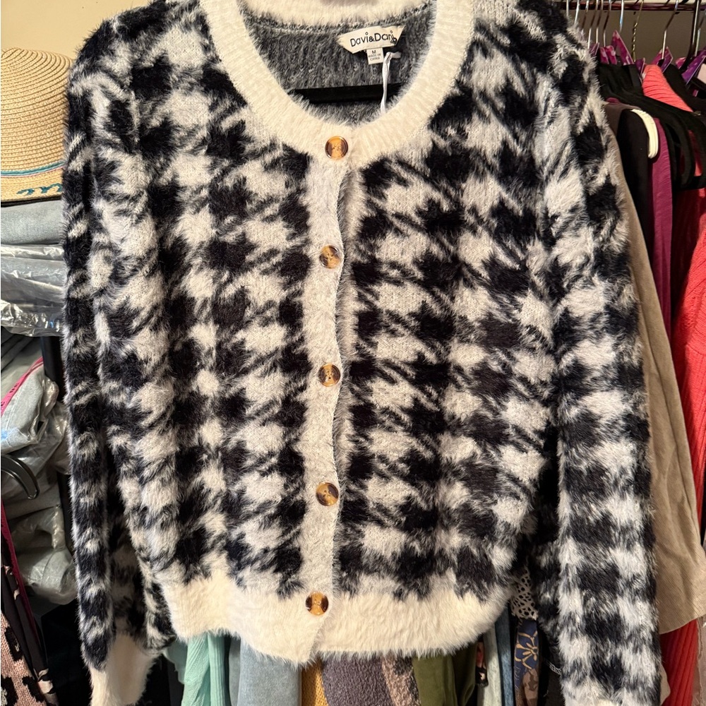 DAVI & DANI Black and White Checkered Cardigan